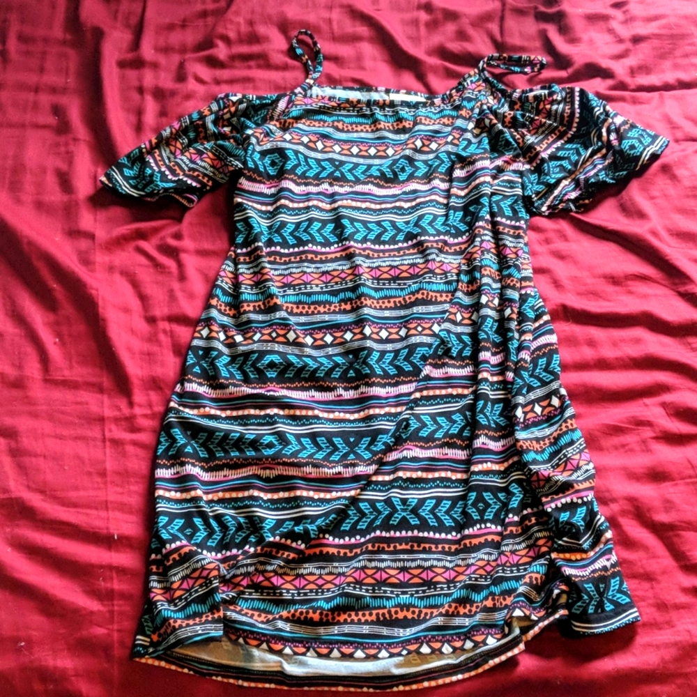 Multicolor cold shoulder dress